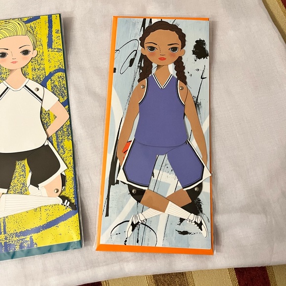 OF UNUSUAL KIND FRIDA, ELLA, & BROOKLYN MAILABLE MOVEABLE PAPER DOLL BLA… - Picture 9 of 11